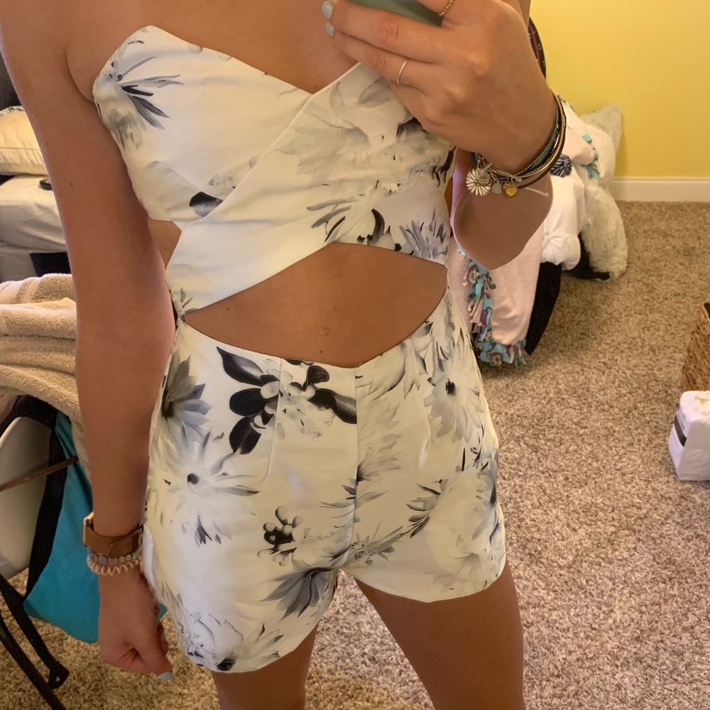 L’ATISTE Strapless romper with cutouts!